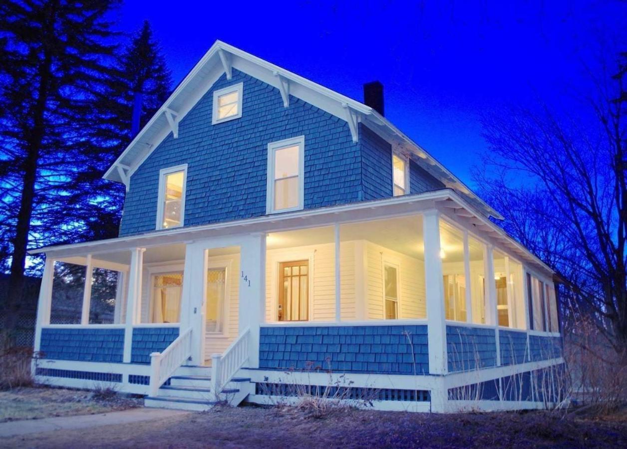 The Craftsman Farmhouse With Modern Flair Bethlehem Exterior photo